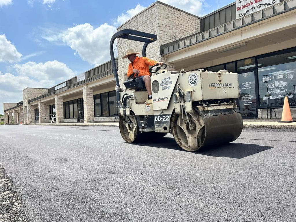 Commercial driveway asphalt paving services by SBF Construction and Paving in Temple, Texas.